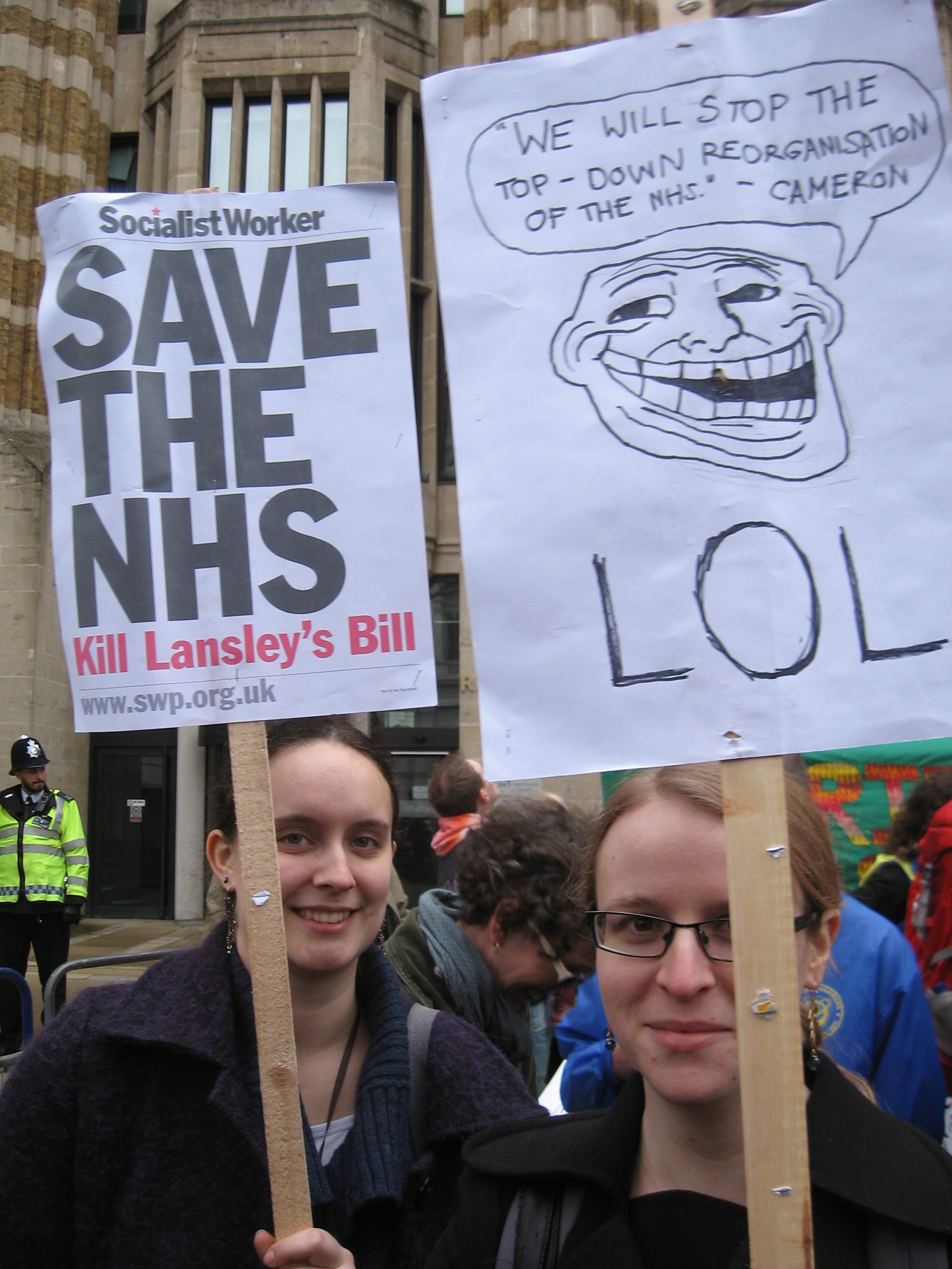 Banner featuring Trollface